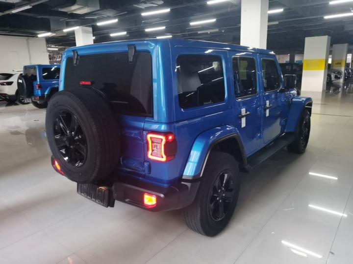 Wrangler 2022 2.0T 4-Door photo 4