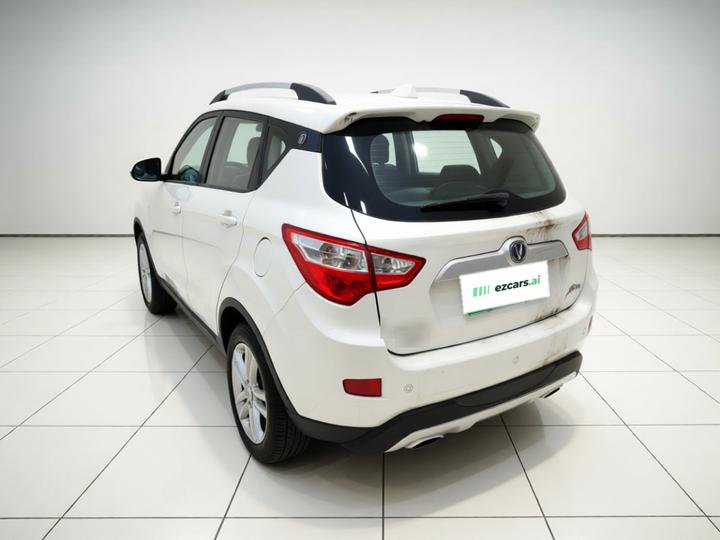 CS35 2016 1.6L MT Luxury China V photo 4