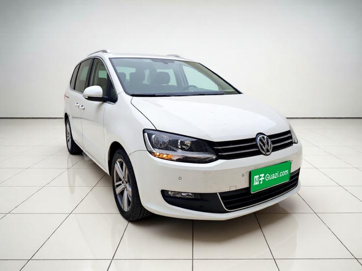 2017 380TSI 6-Seater photo 3