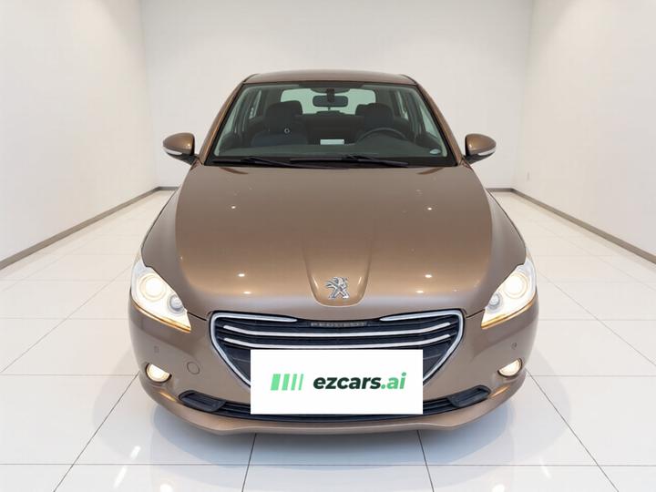 301 2014 1.6L MT Comfort photo 2