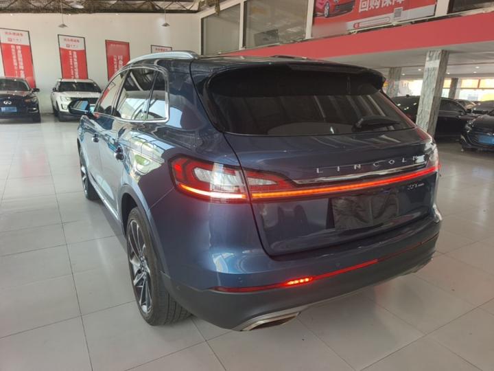 Nautilus Imported 2019 2.7T AWD China VI photo 4