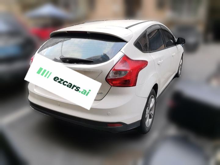 Focus 2012 Hatchback 1.6L MT photo 6