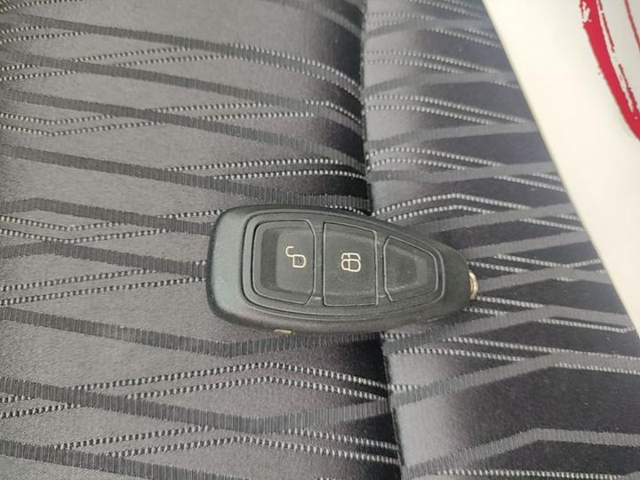 2013 1.5L MT Premium photo 8