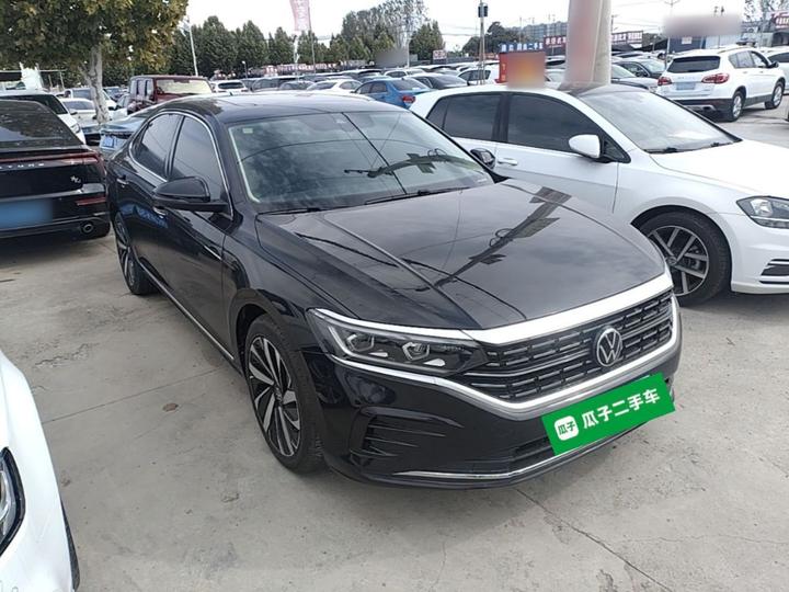 Passat 2022 330TSI Luxury photo 3