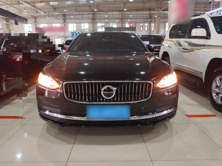 S90 2025 B5 Luxury photo 2