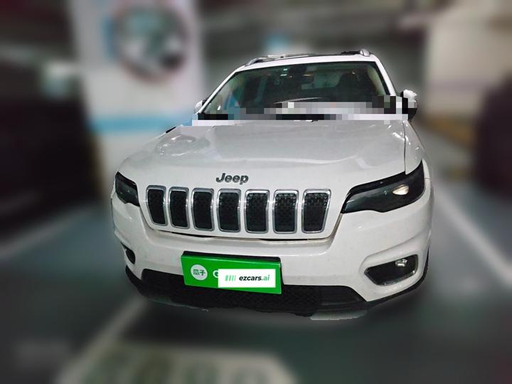Cherokee 2019 2.0T RWD China V photo 2