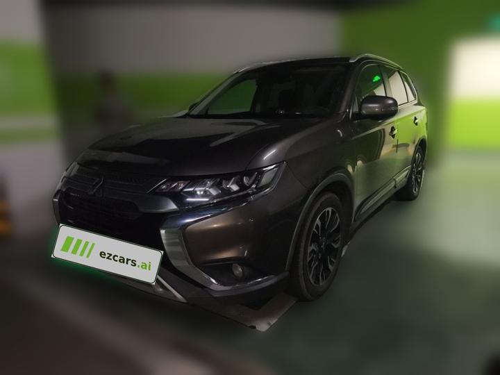 Outlander 2019 2.4L AWD Enjoy 7-Seater China V