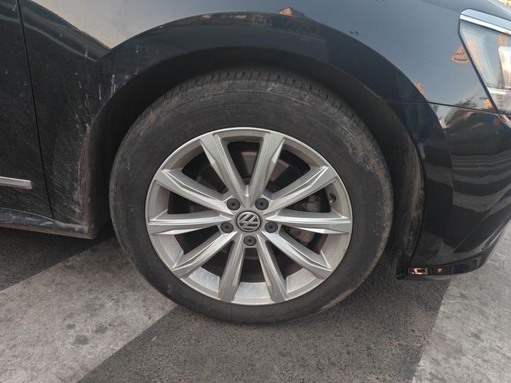 Passat 2017 330TSI DSG photo 8