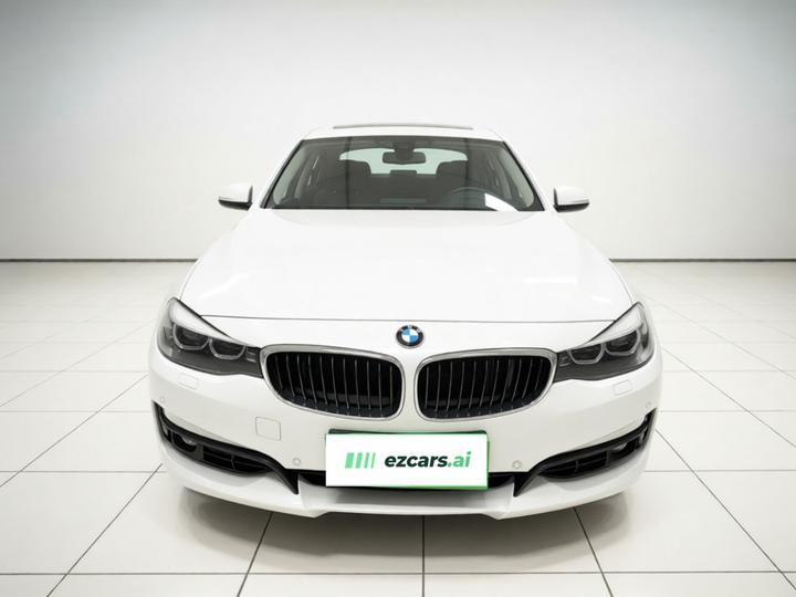3 SeriesGT 2017 320i Fashion photo 2