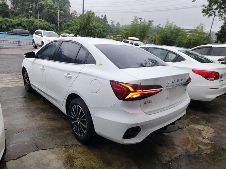 i5 2021 1.5L CVT Starlight photo 4