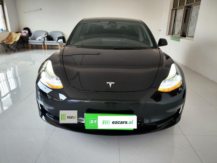 Model 3 2022 Performance AWD photo 2