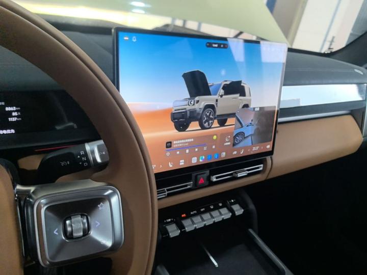 iCAR V27 2026 200KM AWD 700 photo 8