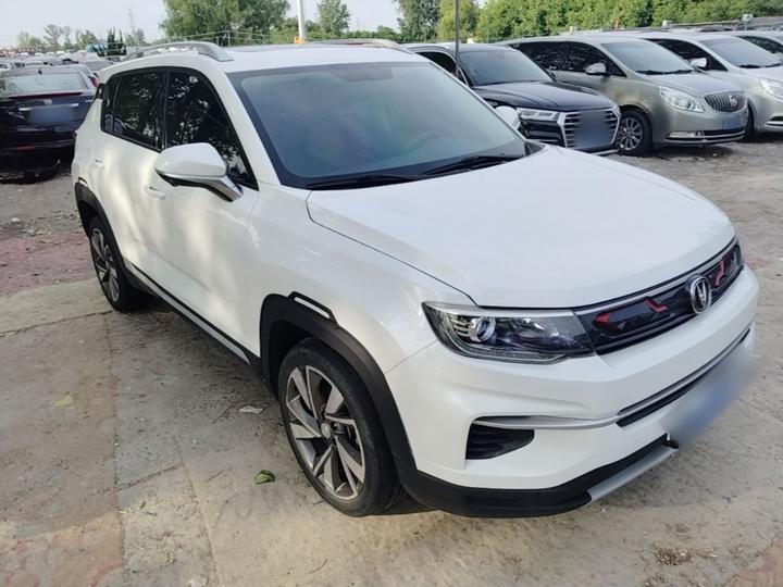 CS35PLUS 2019 1.4T DCT photo 3