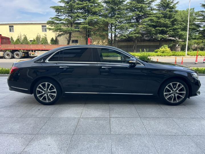 E-Class 2018 Facelift E 200 L photo 7