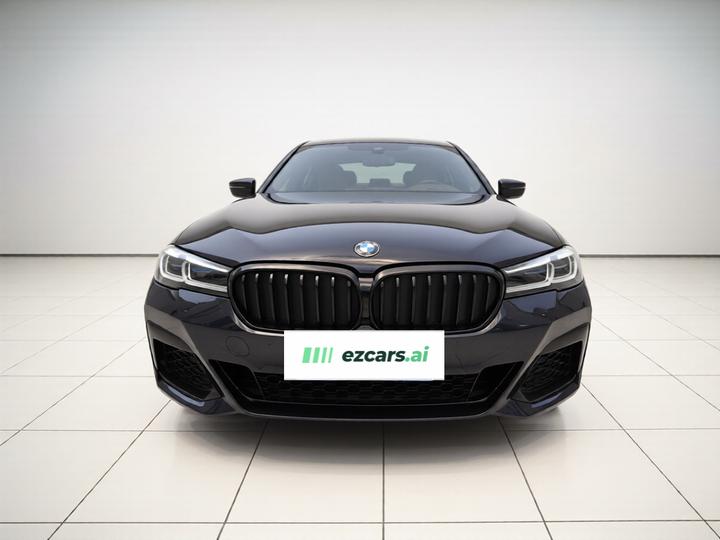5 Series 2021 525Li M Sport Package photo 2