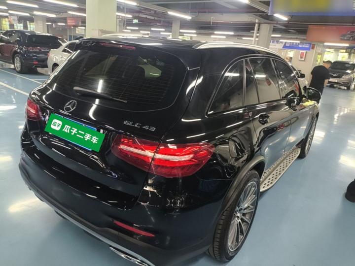 GLC AMG 2017 AMG GLC 43 4MATIC photo 4