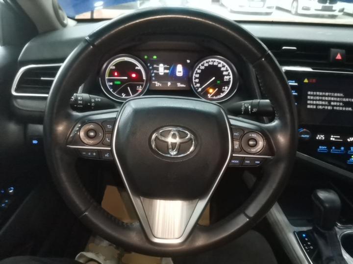Camry 2018 Hybrid 2.5HG Luxury photo 6