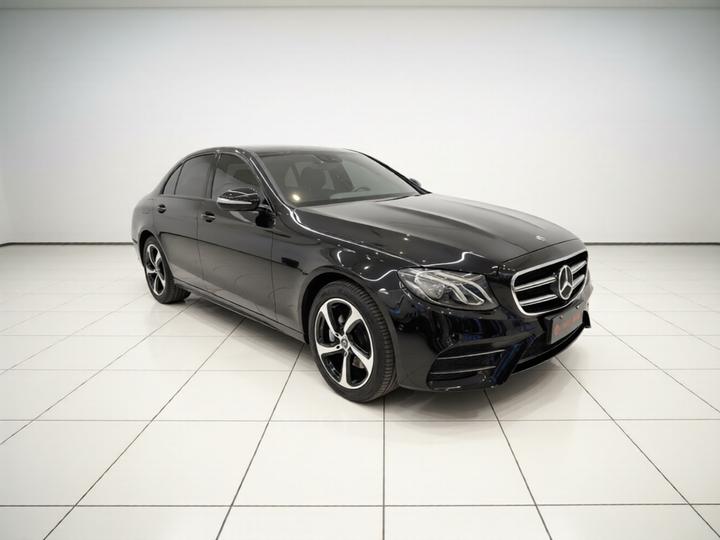 E-Class 2017 Facelift E 300 Sport photo 3