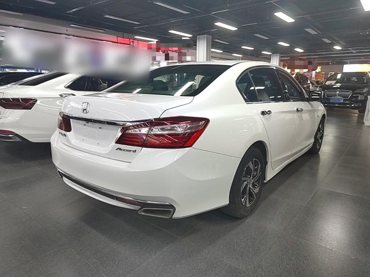 Accord 2016 2.0L Comfort photo 6