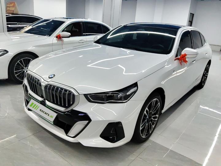 5 Series 2024 525Li M Sport Package
