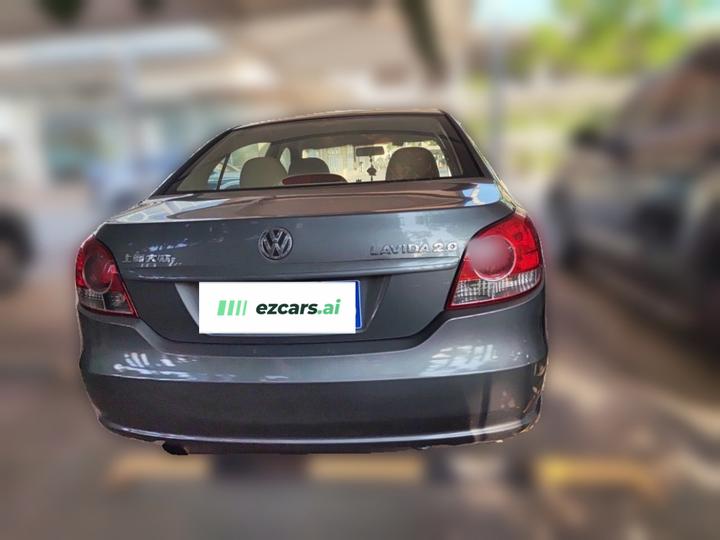 Lavida 2009 2.0L AT photo 5