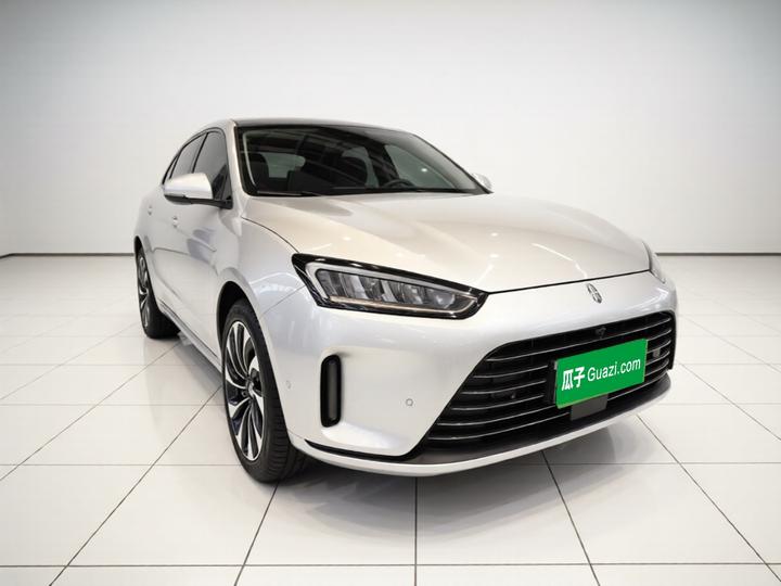 HIMA AITO M5 2022 EREV AWD Performance photo 3