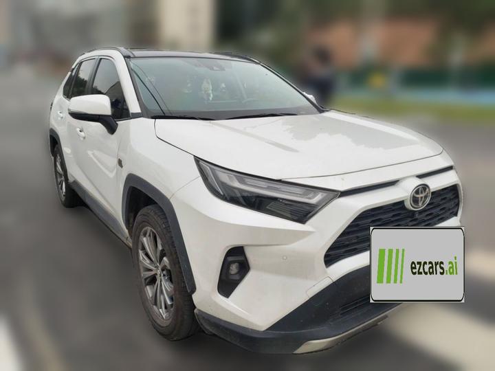 RAV4 2023 2.0L CVT RWD Plus photo 3