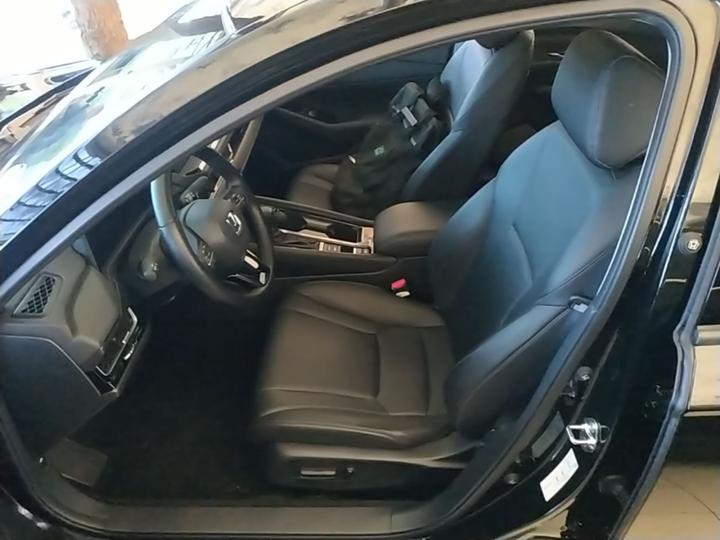 2023 260TURBO photo 7