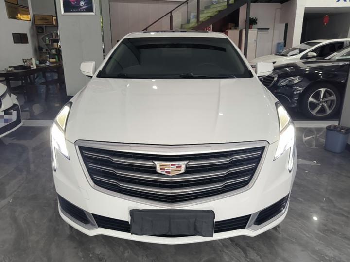 XTS 2018 28T Tech photo 2