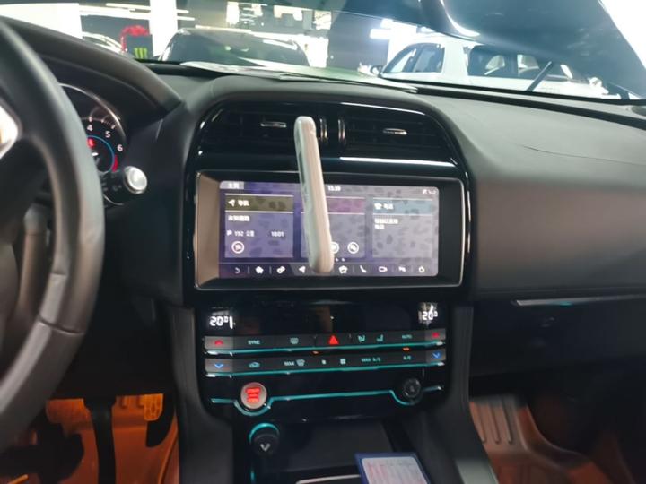 F-PACE 2020 2.0T Exclusive photo 8