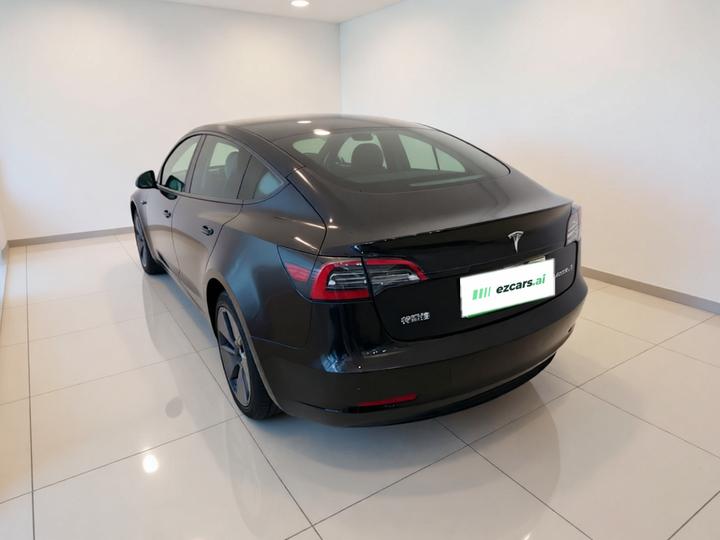 Model 3 2022 RWD photo 4