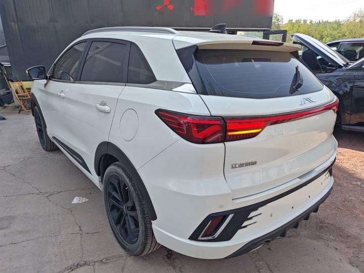 JAC QX PHEV 2023 120km Energetic photo 4