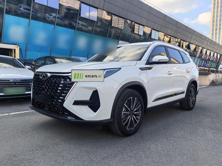 Tiggo 8 PRO 2025 290T RWD Luxury