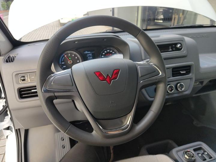 Wuling 2026 440km Bus Comfort 6-Seater photo 6