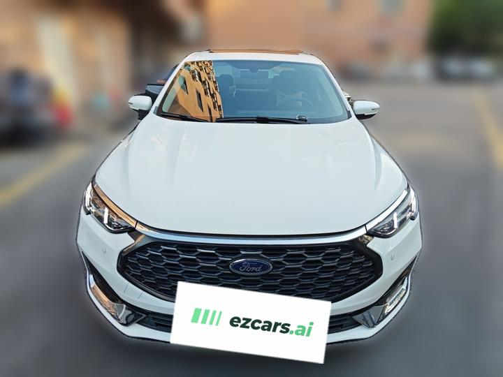 Escort 2021 1.5L AT photo 2