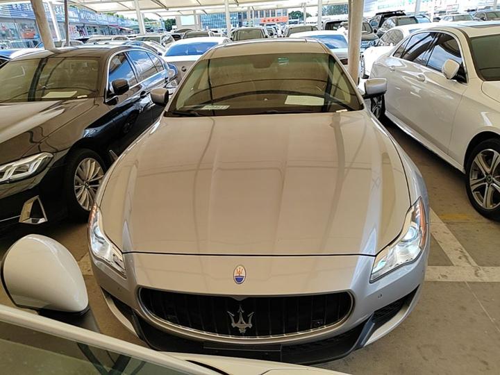2015 3.0T Standard photo 2