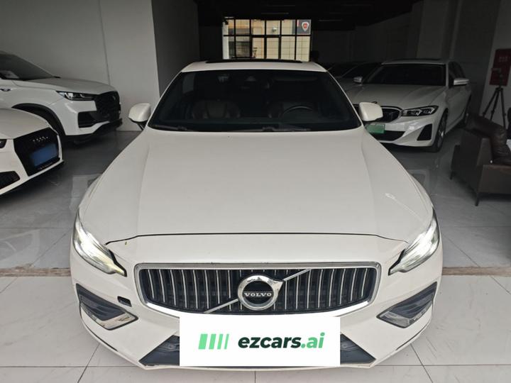 S60 2021 T4 Luxury photo 2