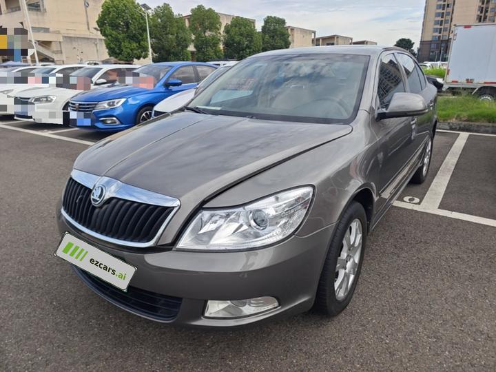 Octavia 2015 Classic 1.6L AT