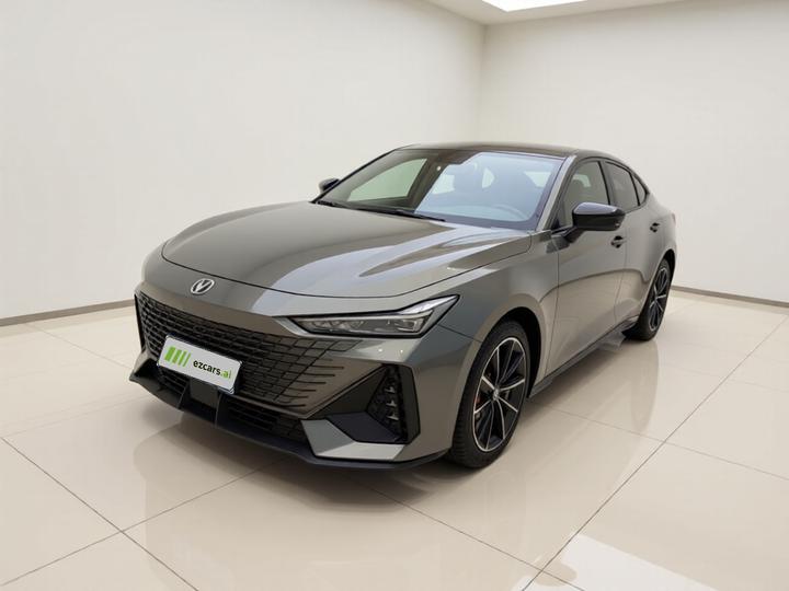 UNI-V 2022 1.5T Premium