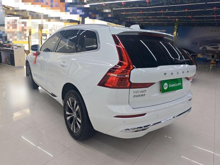 XC60 2024 B5 AWD Luxury photo 4