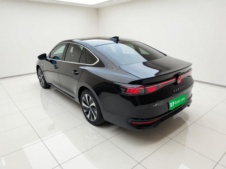 Magotan 2026 300TSI Exclusive photo 4