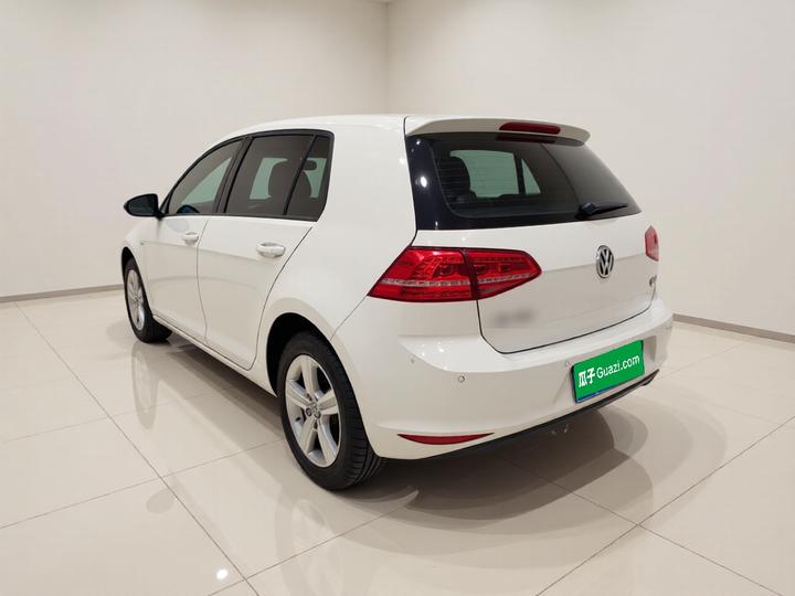 Golf 2015 1.6L AT Comfort photo 4