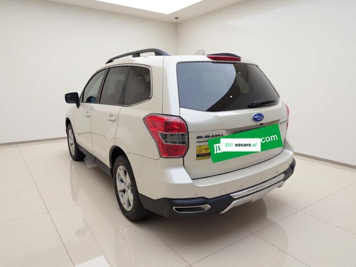 Forester 2014 2.5i AT Elite photo 4
