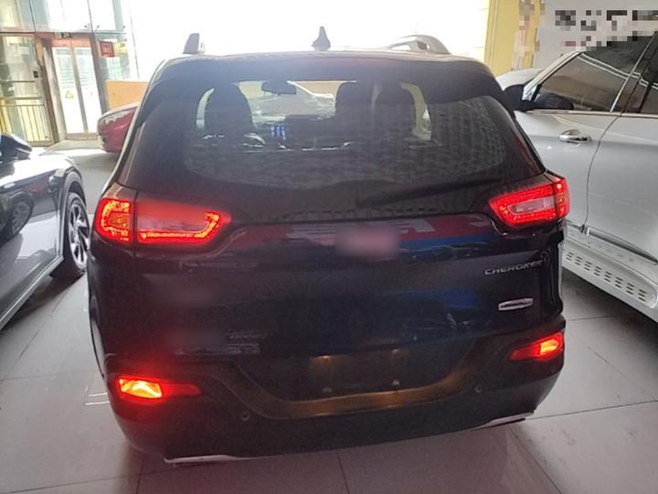 Cherokee 2016 2.4L photo 3