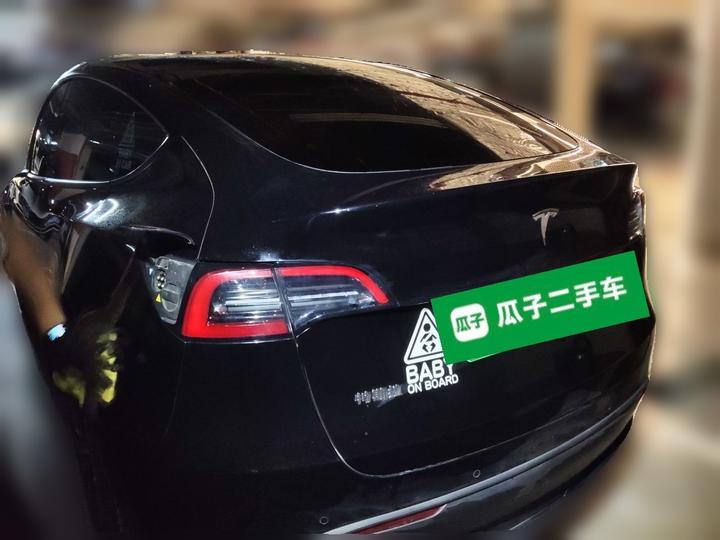Model Y 2022 Facelift RWD photo 3