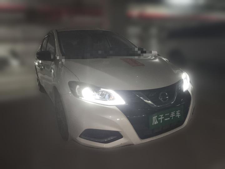 Tiida 2021 1.6L CVT photo 3