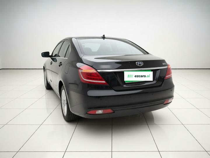 Emgrand 2016 Sedan 1.5L MT photo 4