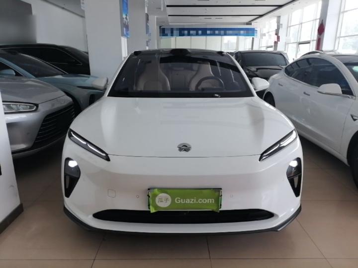 ET5 2022 75kWh photo 2