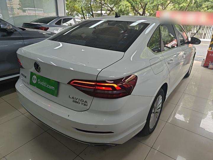 Lavida 2022 280TSI DSG Comfort photo 4
