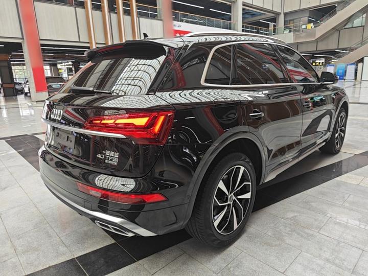 Q5L 2022 40T Luxury Dynamic photo 4